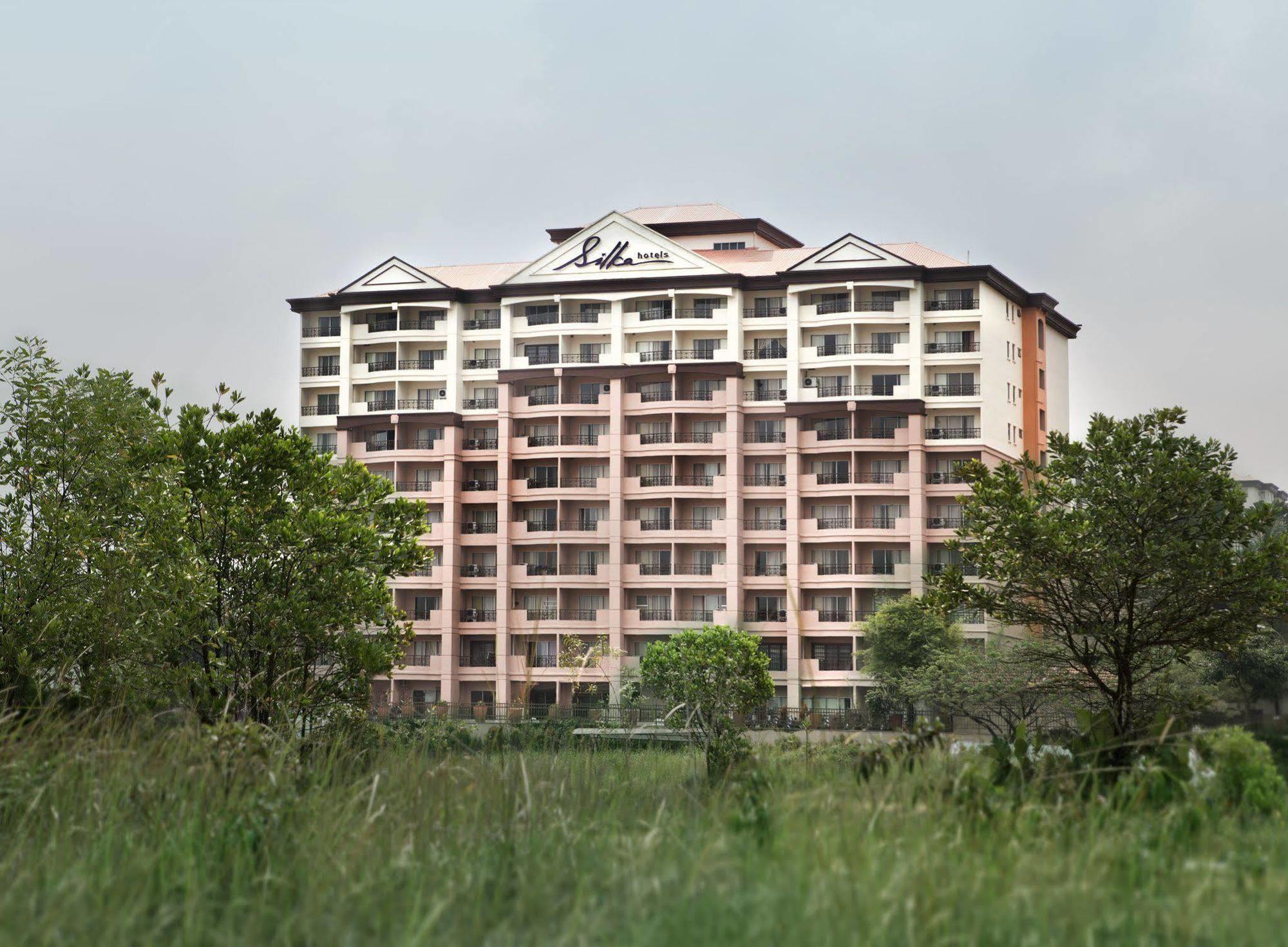 Silka Johor Bahru Hotel Exterior foto