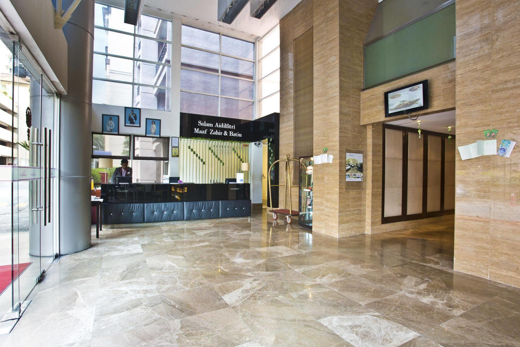 Silka Johor Bahru Hotel Exterior foto